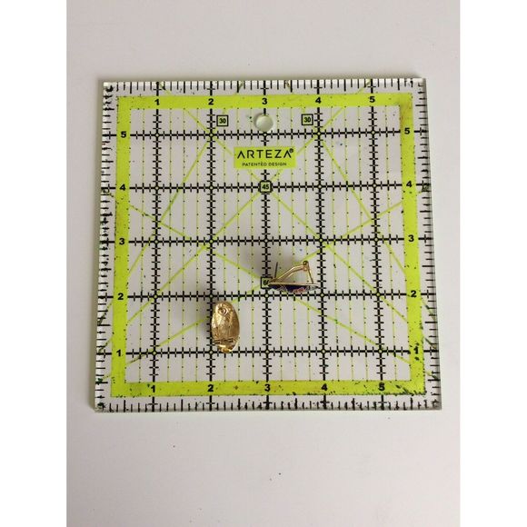 Vintage Cloisonne Gold Floral Pierced Earrings - Picture 6 of 6